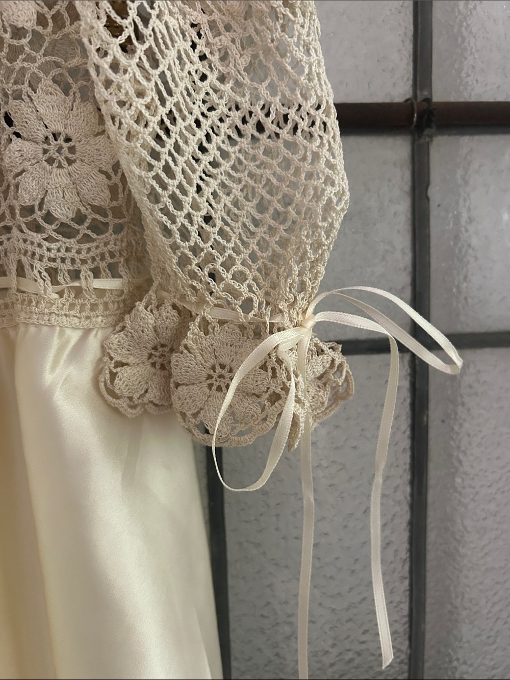 Vintage Women’s Cream Crochet Yoke Satin Peasant Top - Picture 2 of 6